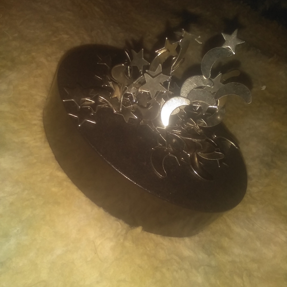 Star and moon magnet game